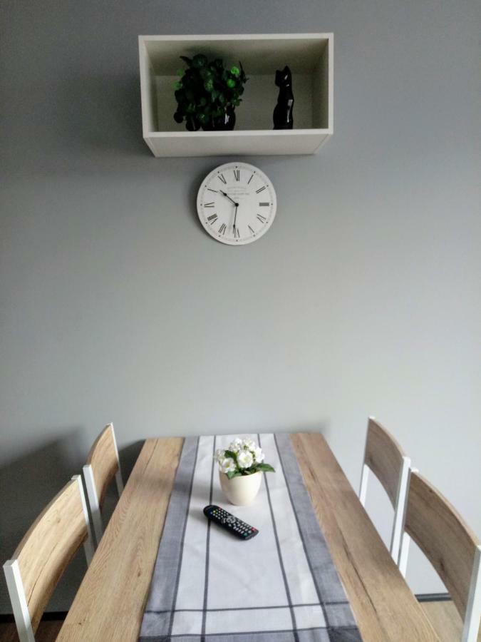 Noclegi na Heweliusza Sanok Buitenkant foto