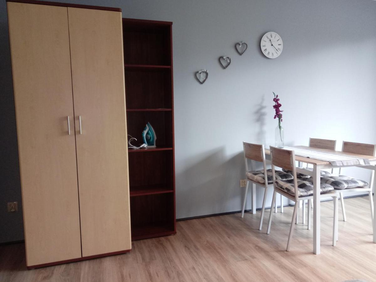 Noclegi na Heweliusza Sanok Buitenkant foto